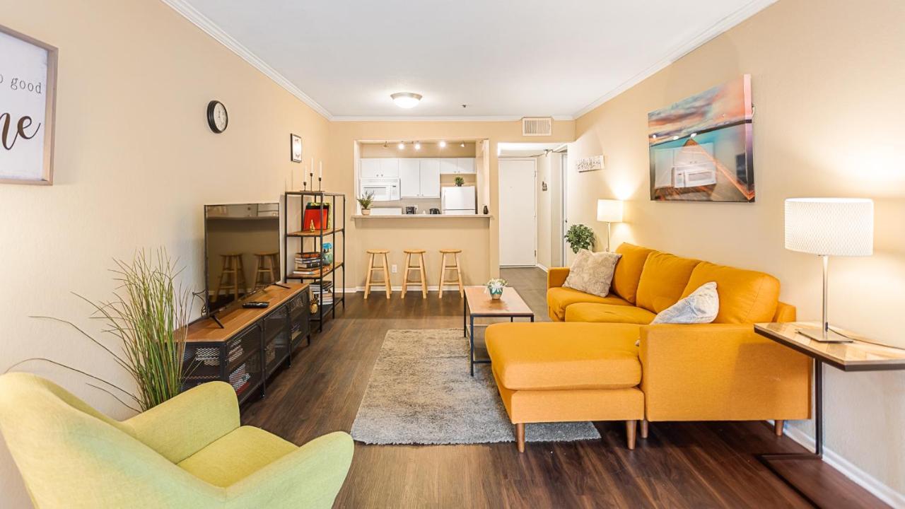 Luxury, Hollywood Walk Of Fame Apartment ลอสแอนเจลิส ภายนอก รูปภาพ