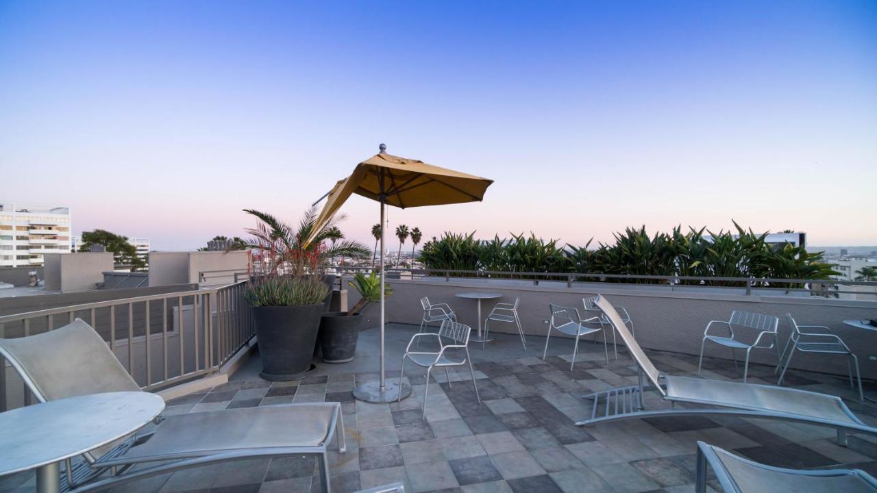 Luxury, Hollywood Walk Of Fame Apartment ลอสแอนเจลิส ภายนอก รูปภาพ