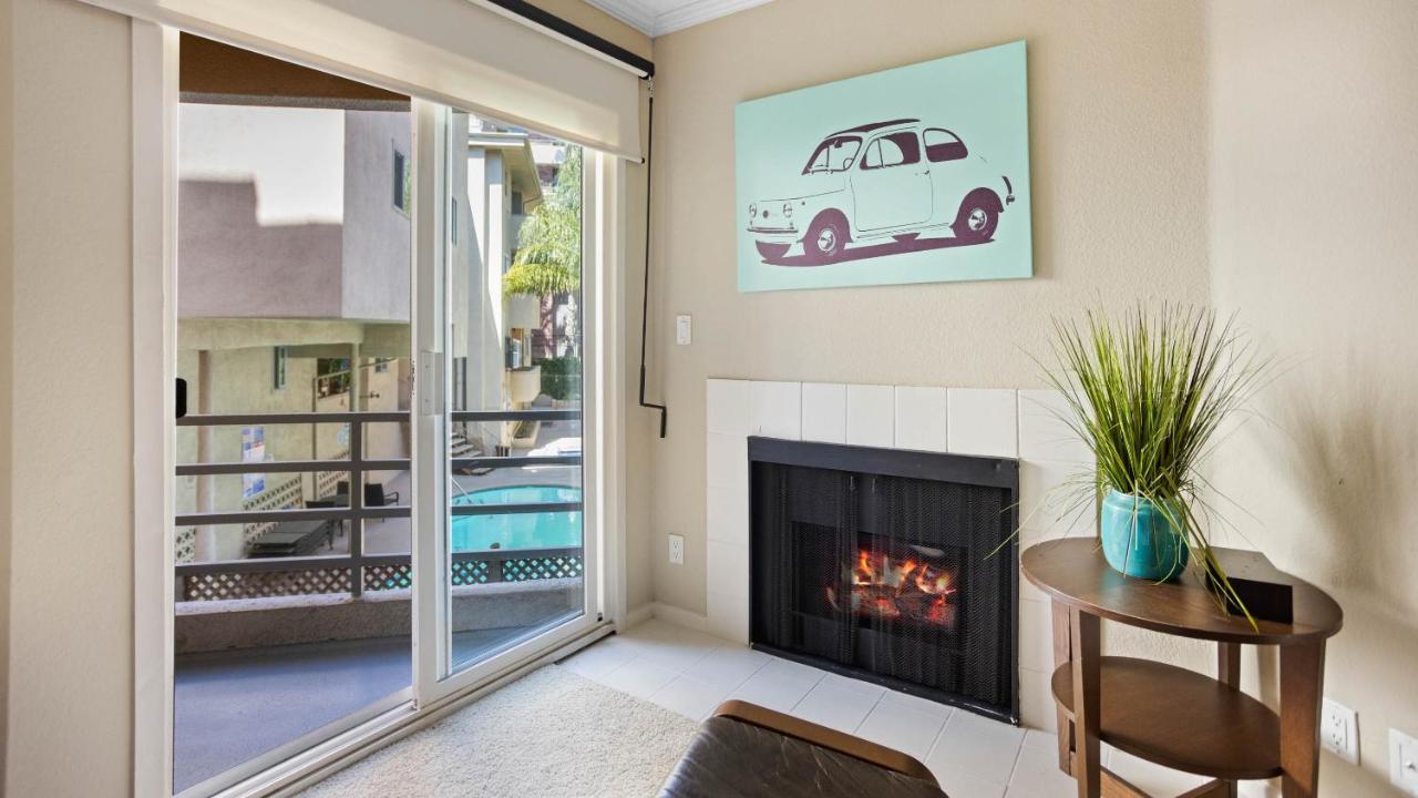 Luxury, Hollywood Walk Of Fame Apartment ลอสแอนเจลิส ภายนอก รูปภาพ