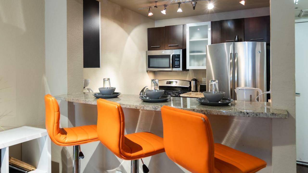 Luxury, Hollywood Walk Of Fame Apartment ลอสแอนเจลิส ภายนอก รูปภาพ